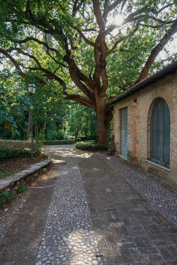 Park Hotel Villa Potenziani Rieti Exterior foto